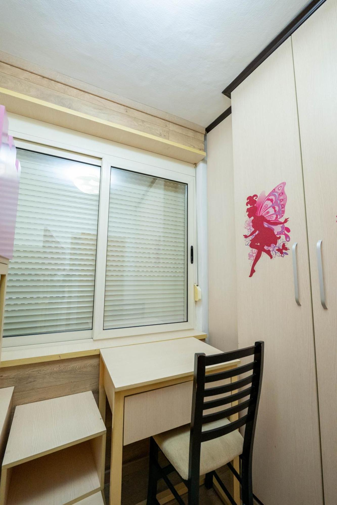 Tirent - Spacious 2-bedroom Near Liqeni I Thate * Tirana